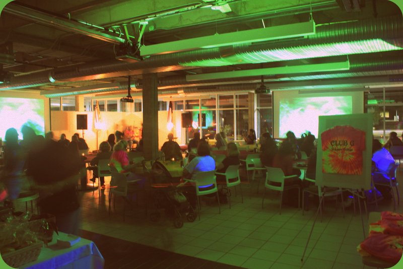 受欢迎的“G俱乐部”在特殊场合开放，展示美高梅博彩员工和学生的才能。